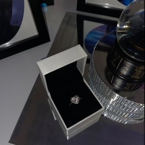 Pandora Sparkling Love Heart Ring, Silver